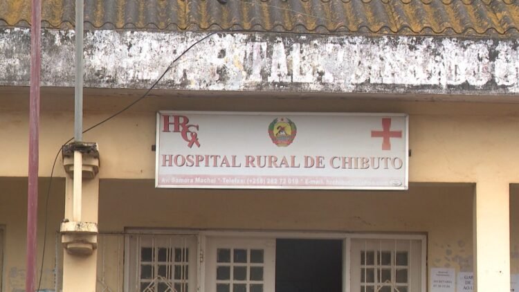 Falhas na refrigeração da morgue do Hospital Rural de Chibuto comprometem conservação de corpos